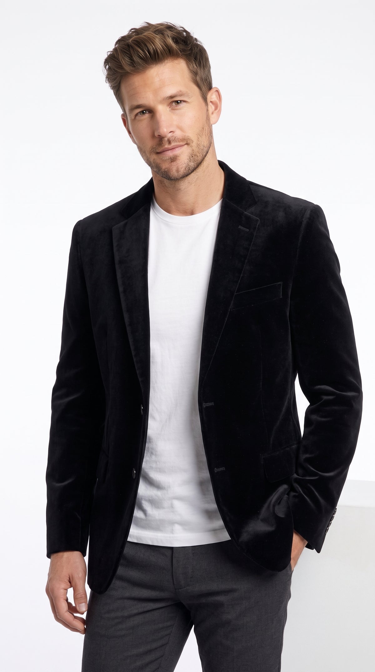 Men’s Black Velvet Blazer, Big and Tall 2 Button Formal Sport Coat for Weddings and Parties