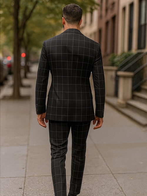 black-checkered-suit-street-style