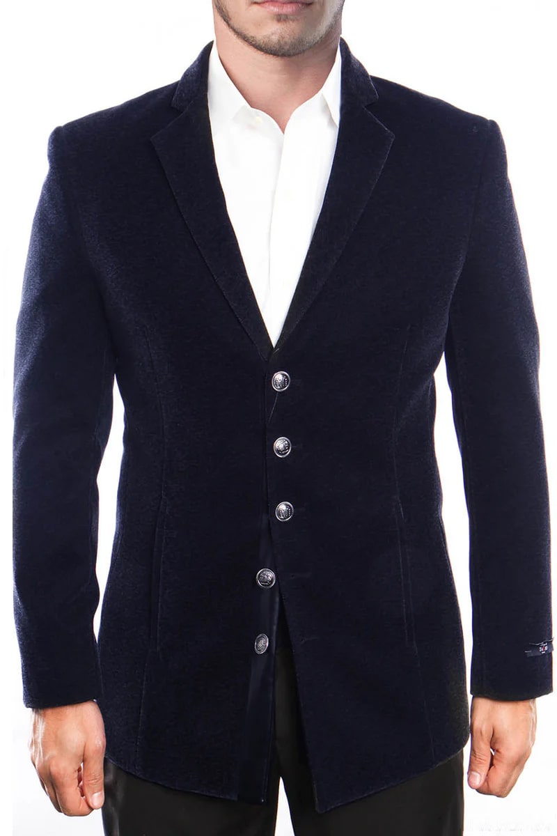 Navy velvet men's coat in vintage style. Tailored fit, notched lapel, and silver-tone buttons. Five-button closure.
