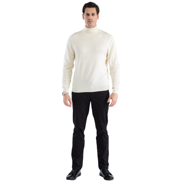 Men's Alberto Nardoni off-white turtleneck sweater. Fitted silhouette, long sleeves, high collar. Ribbed cuffs and hem. Soft, knit fabric.
