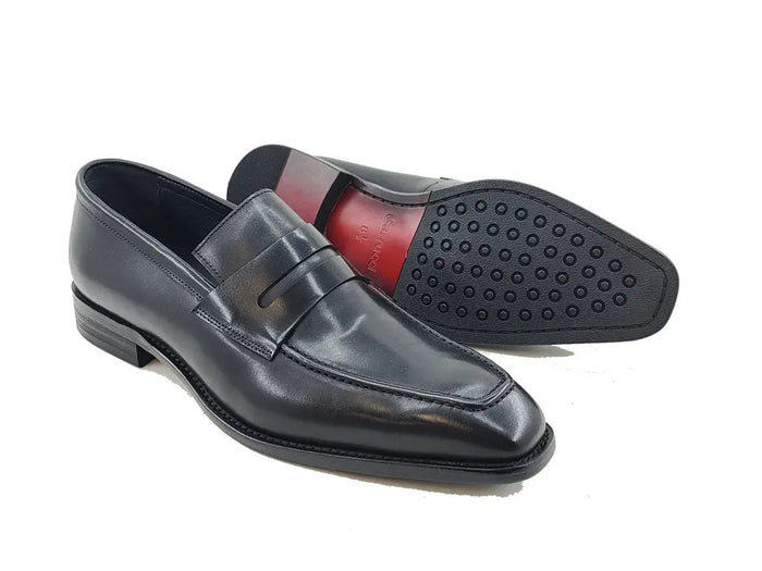 Carrucci Patina Finished Penny Loafer
