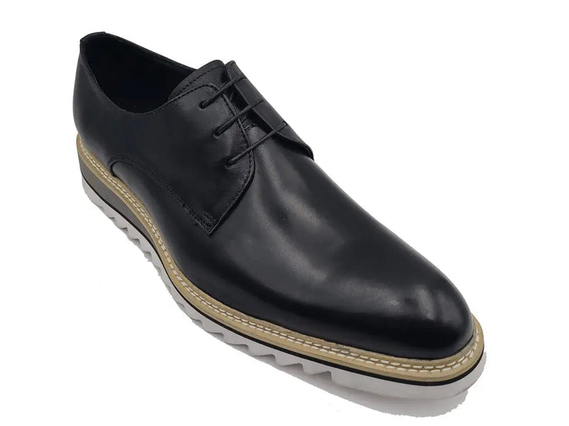 Carrucci Plain Toe Blucher Style Oxford