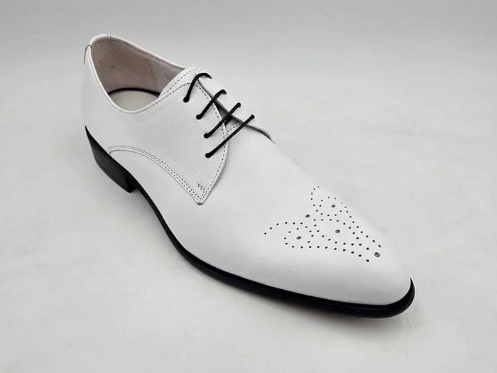 Carrucci Signature Burnished Lace-up Derby