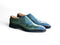 Slip-on Loafer with medallion Carrucci