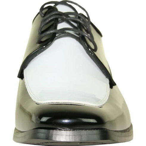 Mens Classic Moc Toe Shiny Patent Tuxedo Prom Shoe In Black & White