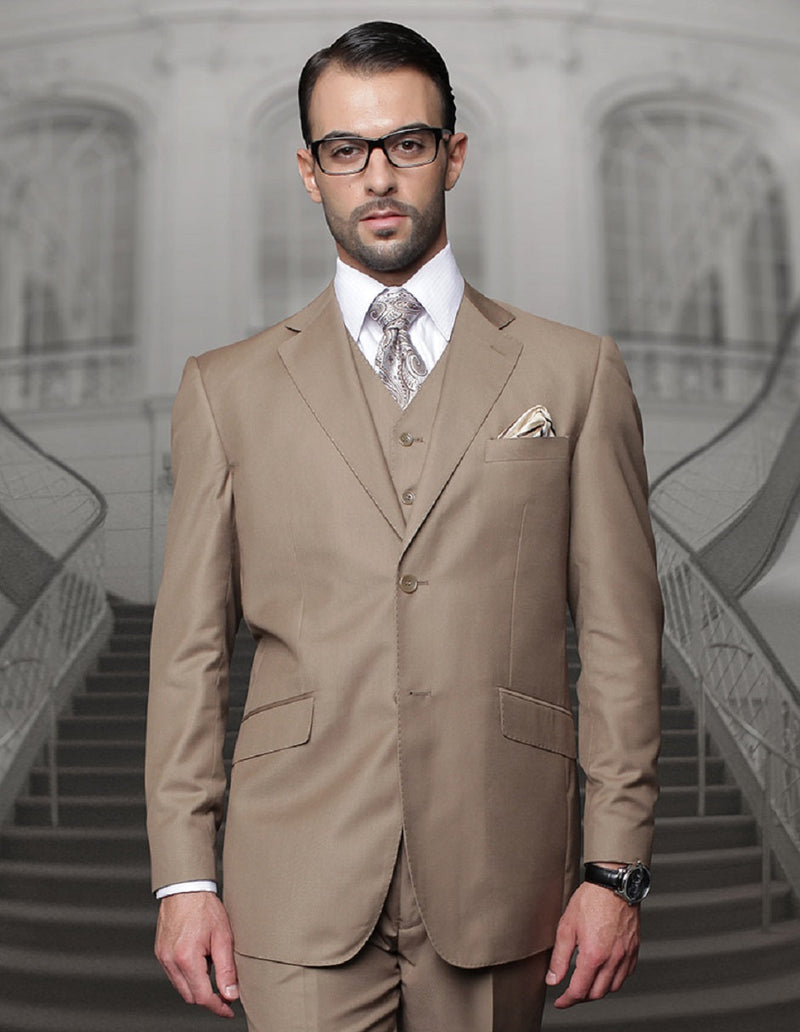 Men's bronze wool-blend suit. Classic fit, pleated pants, 2-button jacket with notched lapels and front pockets. Tailored, structured silhouette.