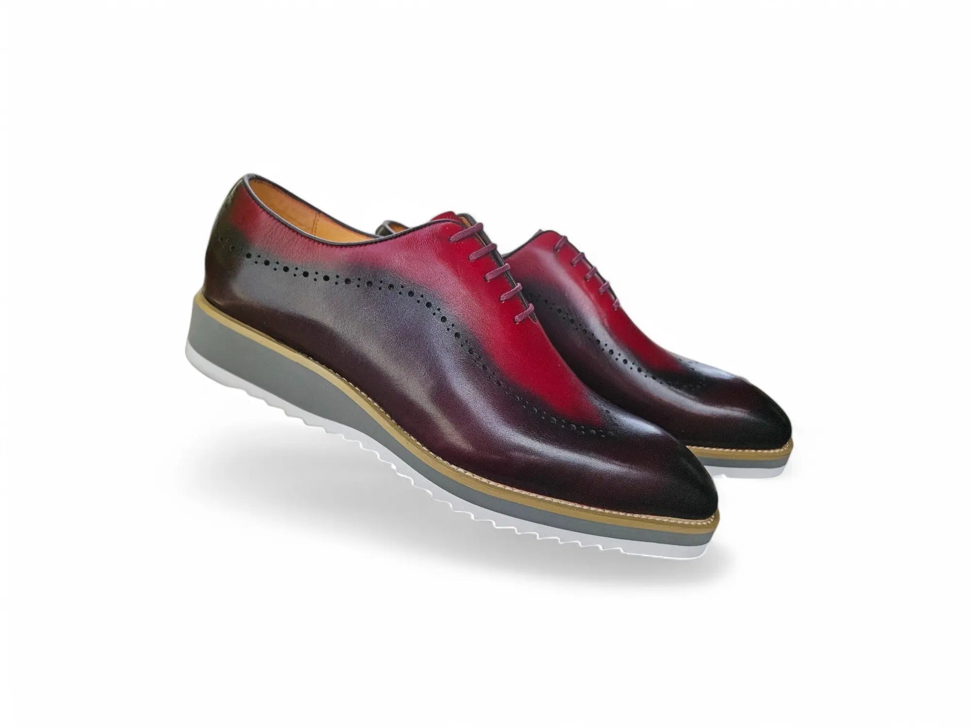 Two Tone Oxford With Lightweight Sole Carrucci