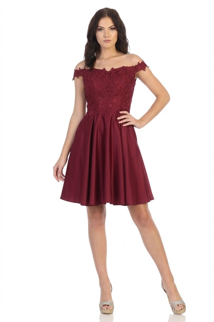 Dama Dresses for Quinceanera in Burgundy Style MQ1766 Quince Outfit
