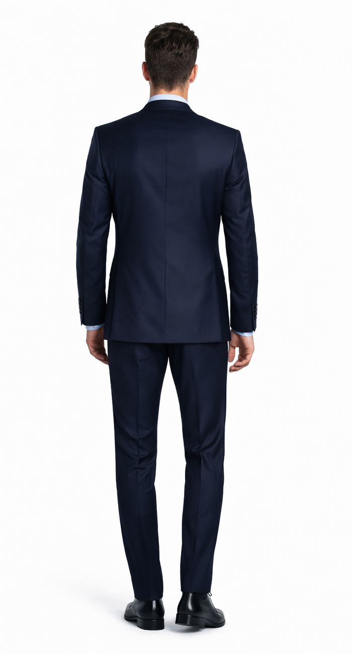 Albertonardoni's Bertolini suit: a 3-piece, tailored fit in navy. Crafted from a wool-silk blend for a smooth texture. Structured jacket, tapered trousers, and a refined, formal design.
