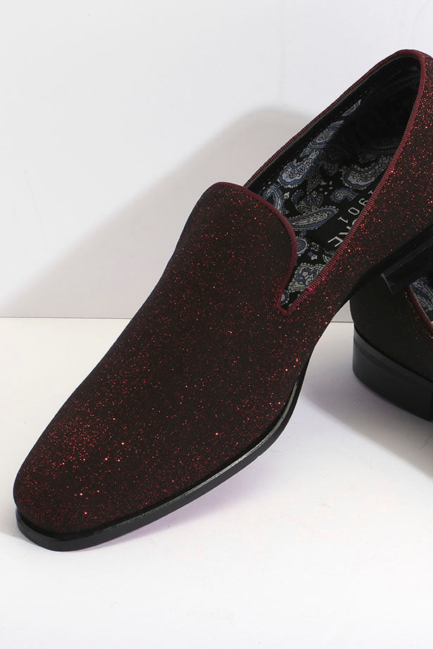 Alberto Nardoni, 1910s tuxedo shoes. Slip-on, pointed toe, red glitter fabric. Black sole. Patterned interior lining. Chic, vintage style.
