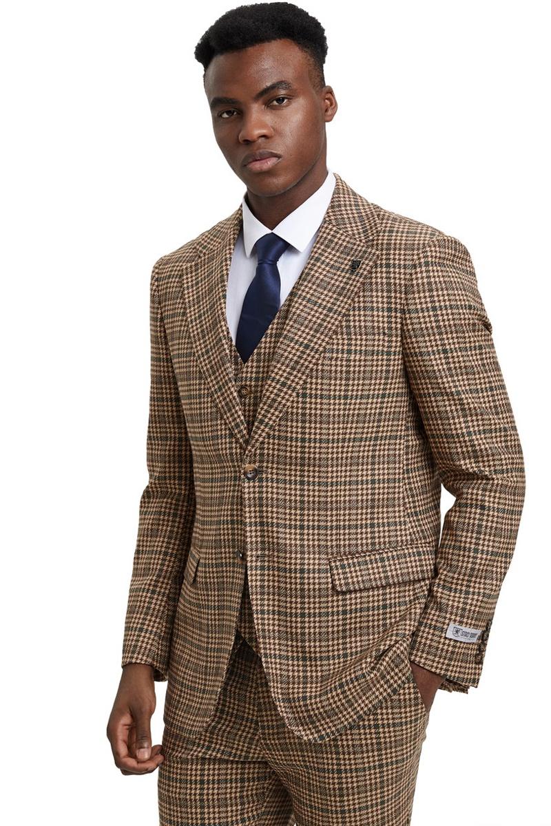 Stacy Adams men's modern fit houndstooth glen plaid suit in camel green. Structured blazer, matching vest & trousers. Woven fabric with large houndstooth/glen plaid pattern in camel/green tones. Two-button closure, notch lapel.

