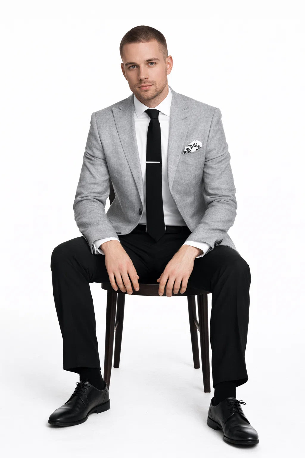 Men’s Gray 2-Piece Slim Fit Suit – Satin Peak Lapel Jacket + Pants Combination