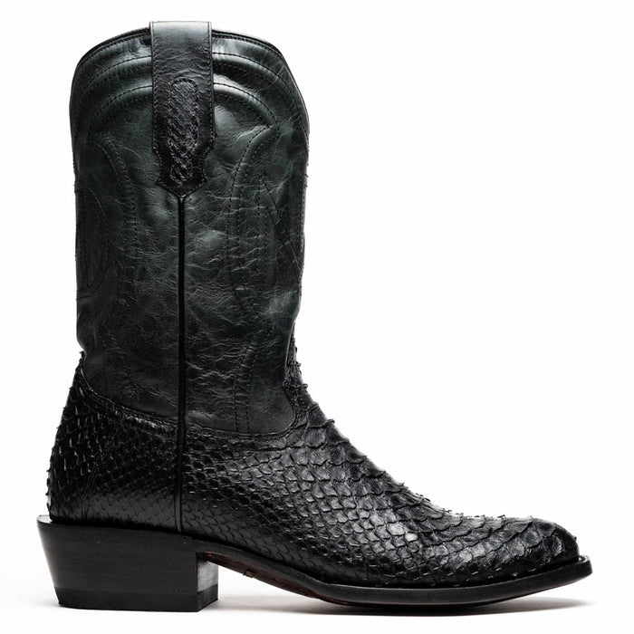 Marco Di Milano Kansas Black Python cowboy boots. Black python skin, pointed toe. Textured, scaly upper. Shaft with subtle stitching and smooth finish. Stacked heel.
