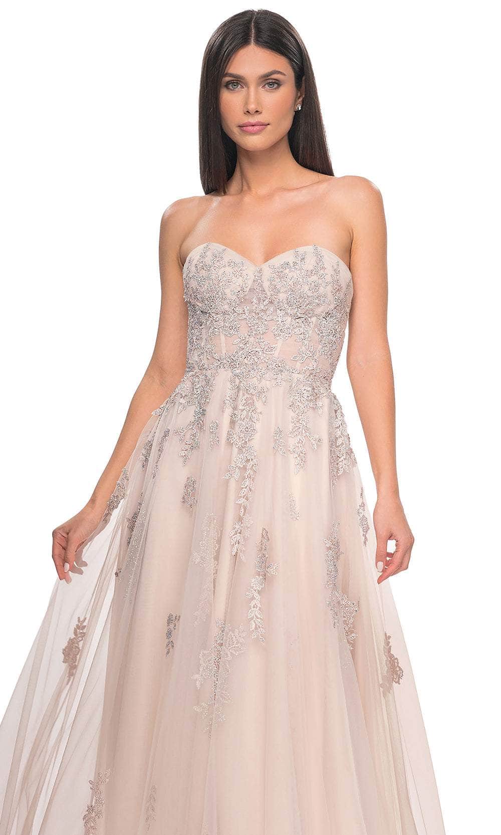La Femme 32084 Lace Ornate Sweetheart Prom Dress