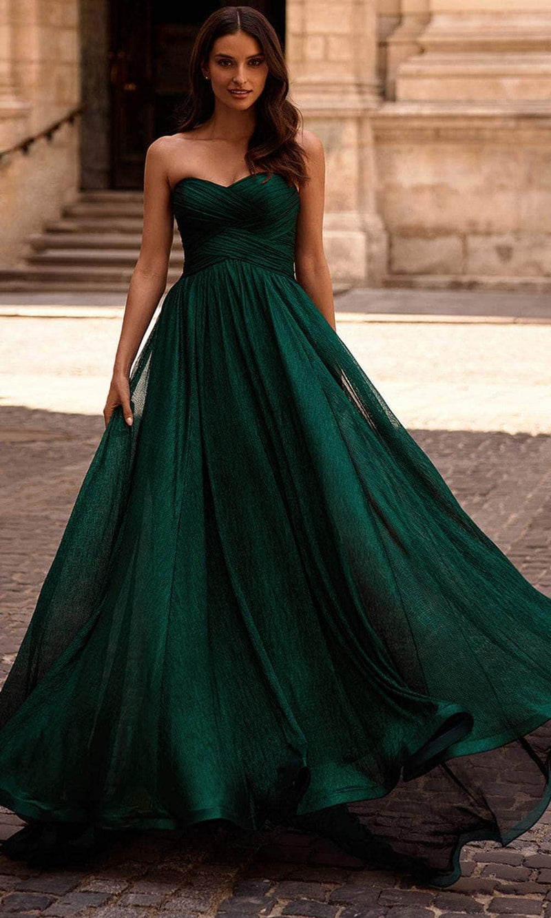 La Femme 32382 Metallic Chiffon Sweetheart Evening Gown