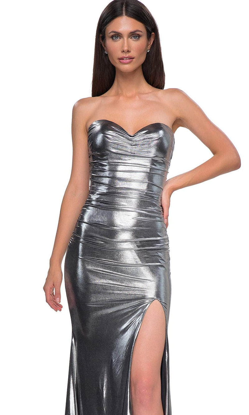 La Femme 32806 Sweetheart Neckline Metallic Jersey Prom Gown