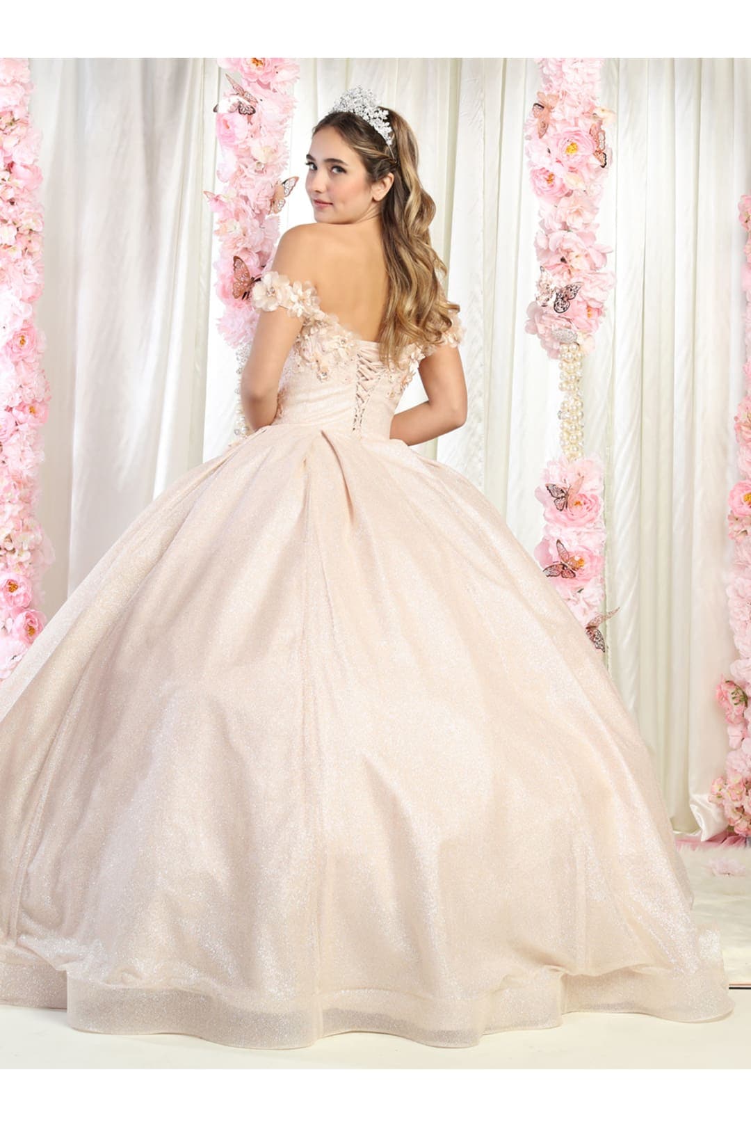 Vestidos De Quinceañera - Vestidos De 15 Años | Quince Dresses by LK-New Collection