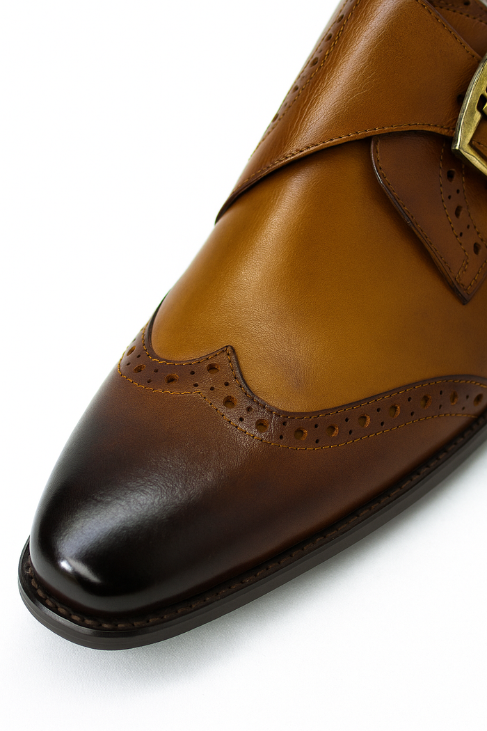 Carrucci Burnished Wingtip KS099-710