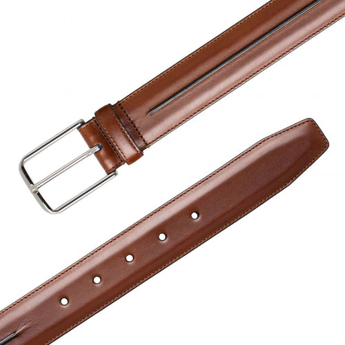 Mezlan cognac calfskin belt with center piping. Smooth design, neutral brown color. Silver-tone buckle. Tapered ends for a refined finish. Multiple adjustment holes.
