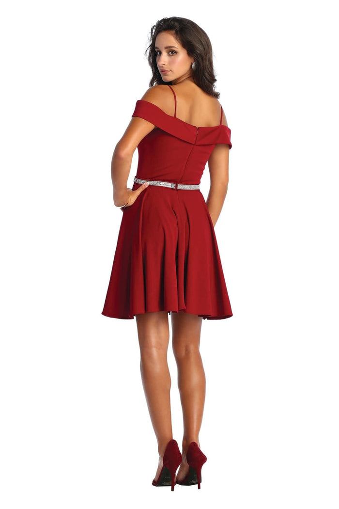 Dama Dresses for Quinceanera in Burgundy Style MQ1916 Quince Outfit