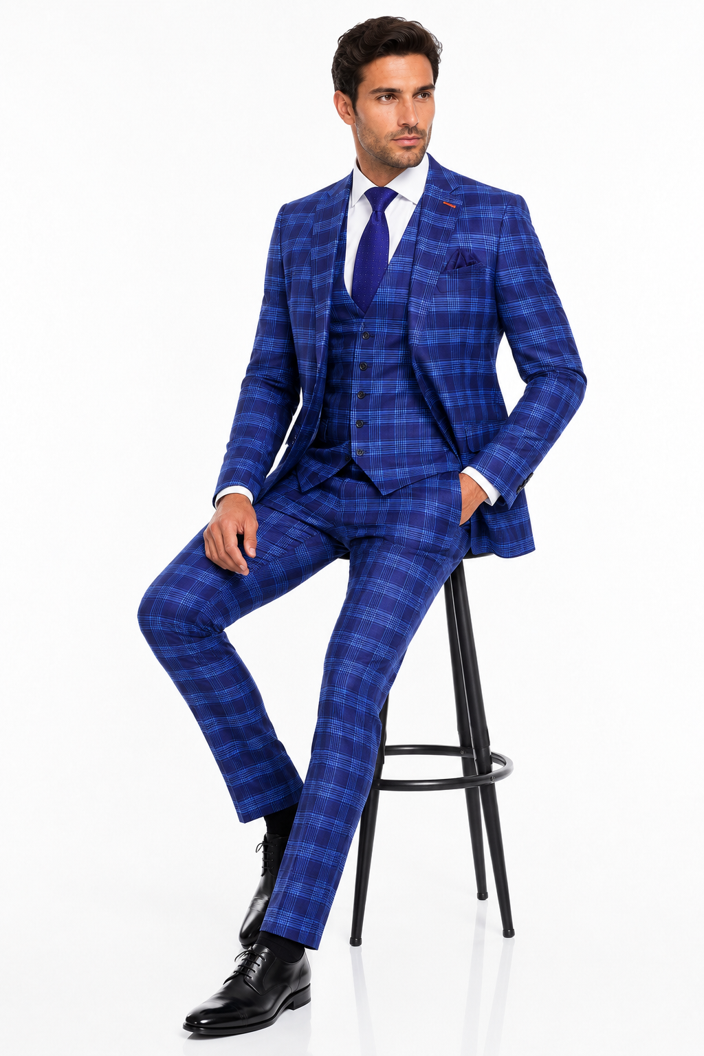 Men's Designer Two Button Modern Fit Vested Wool Suit in Indigo Blue Glen Plaid