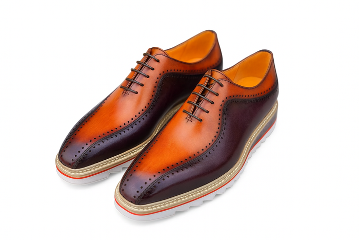 Carrucci Stylish Two-Tone Brogue Oxford