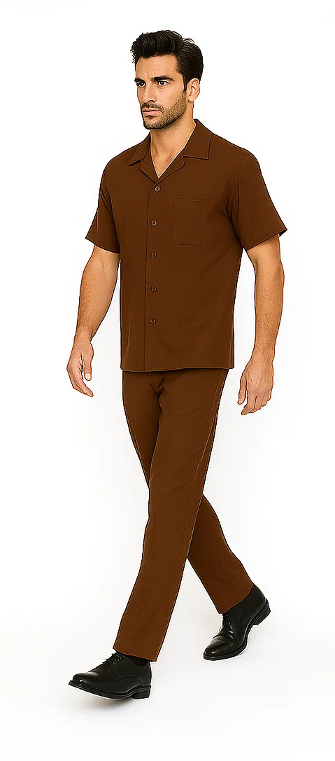 Cognac men's walking suit: short-sleeve shirt with one pocket, straight-leg pants. Solid, patternless fabric. Classic, comfortable design.
