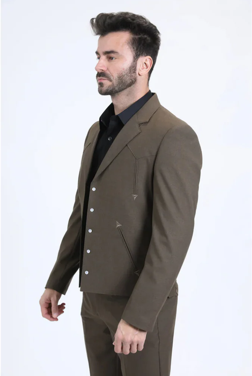 Alberto Nardoni men's western suit: Fitted brown jacket with button closure, pointed lapels, and decorative stitching. Includes matching trousers for a cohesive look.
