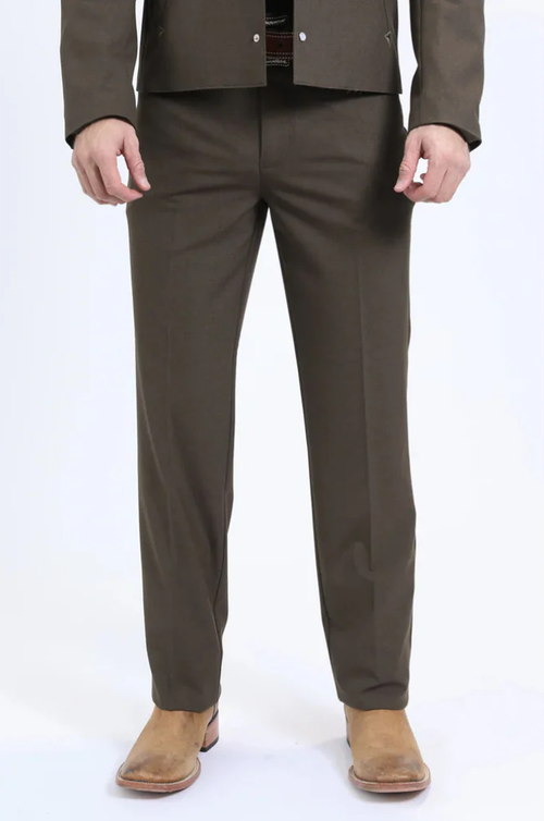 Brown men's western sport suit. Tailored fit, straight-cut trousers, structured jacket. Smooth fabric with a subtle sheen.
