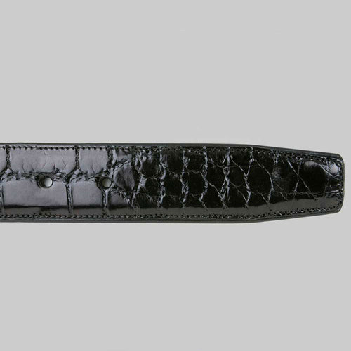 Black Mezlan AO7907 alligator belt. Shiny, smooth finish with alligator skin pattern. Adjustable with evenly spaced holes and a tapered end.