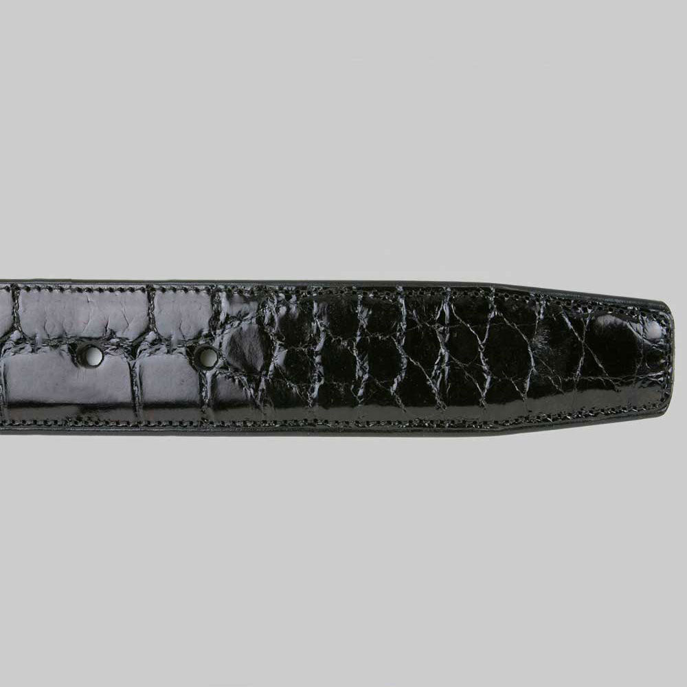 Black Mezlan AO7907 alligator belt. Shiny, smooth finish with alligator skin pattern. Adjustable with evenly spaced holes and a tapered end.