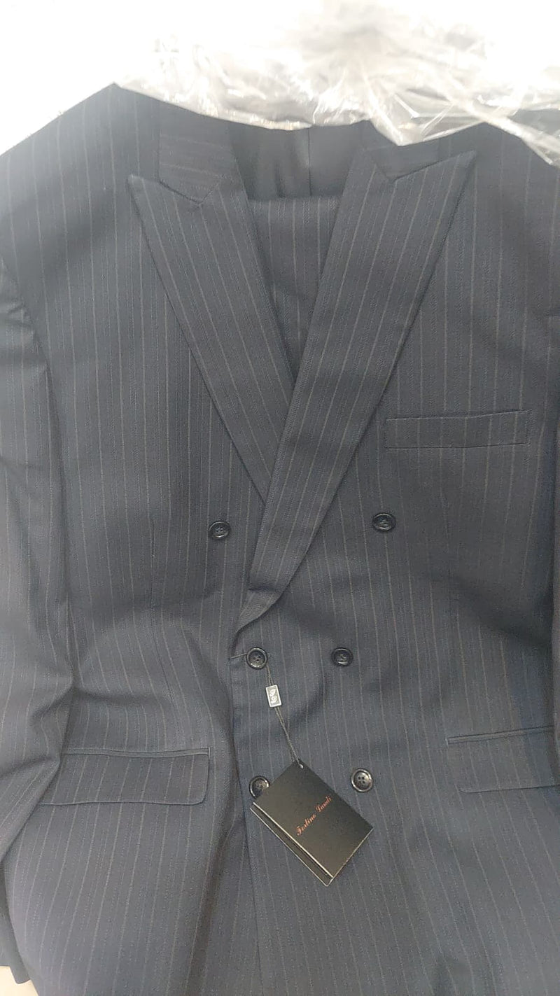 Men’s Black Pinstripe Double Breasted Suit – Classic Formal Business Suit Office and Evening Wear Modern Fit Conservative pattern