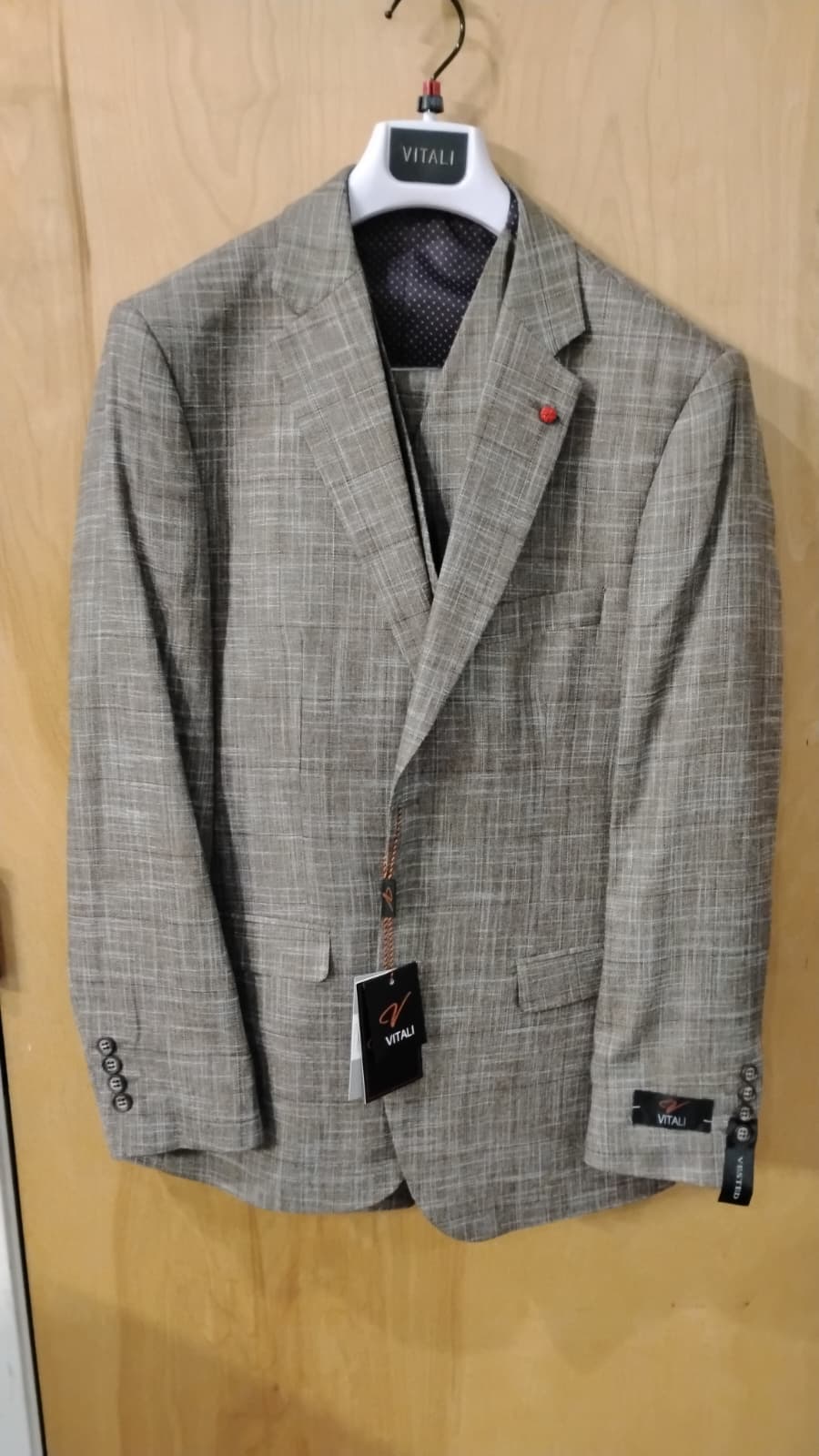 Vitali Brand Men’s Grey Textured Patterned 3 Piece Suit – Modern Fit Checkered Sharkskin with Blazer, Vest & Trousers, Business Wedding