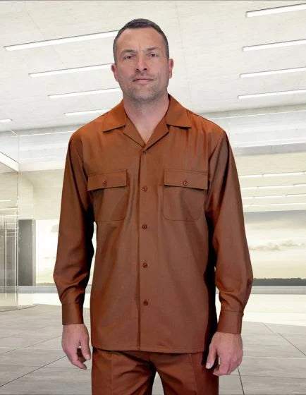 Two-piece men's suit made of 100% wool featuring a button-up shirt with short sleeves and two chest pockets, paired with pleated wide-leg pants in a solid brown color.