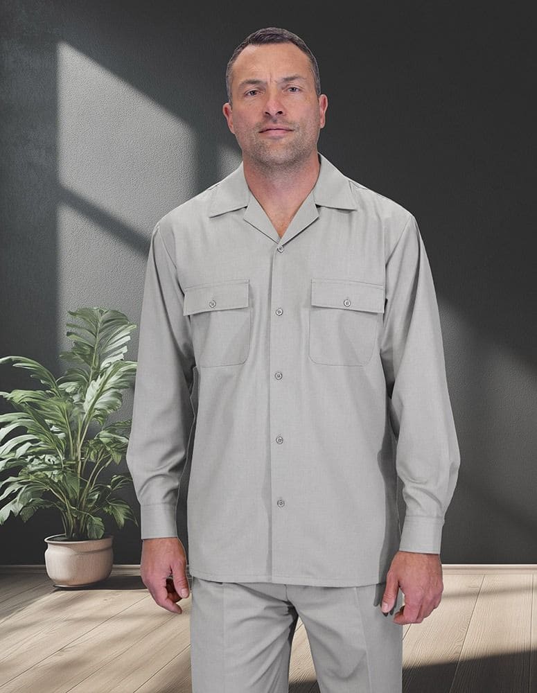 Men's light gray walking suit. 100% wool. Includes button-up shirt (collared, 2 pockets) and wide-leg pleated pants. Smooth, tailored fit.